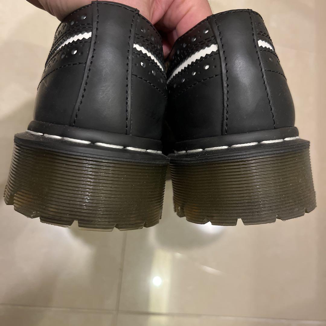 美品　Dr.Martens ウイングチップ 白黒　厚底　26.5ドクターマーチン