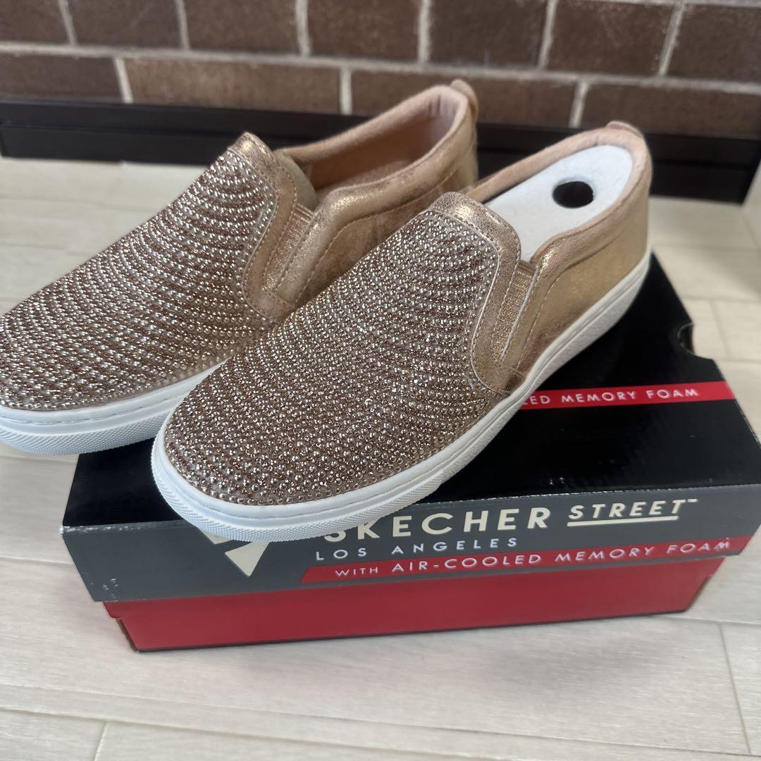 『新品、未使用』23-23.5 Skechers Street レディス