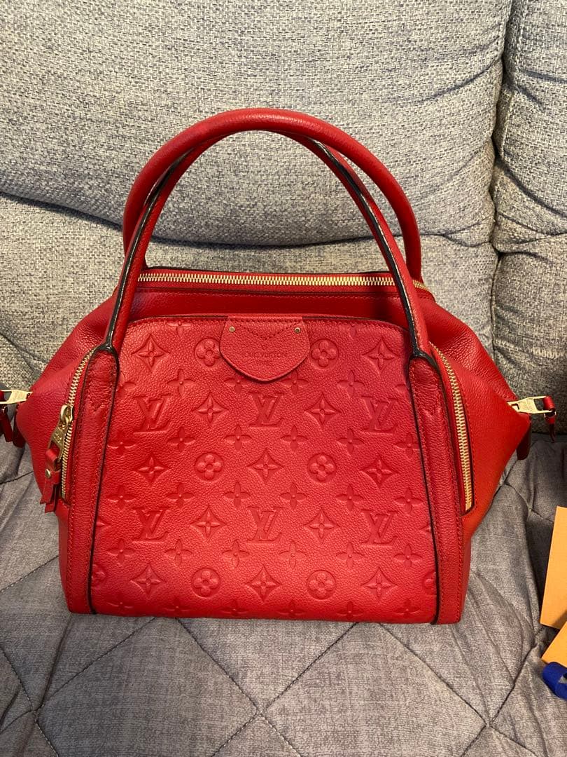 LOUIS VUITTON アンプラント　マレMM レザースリーズ ハンドバッグ