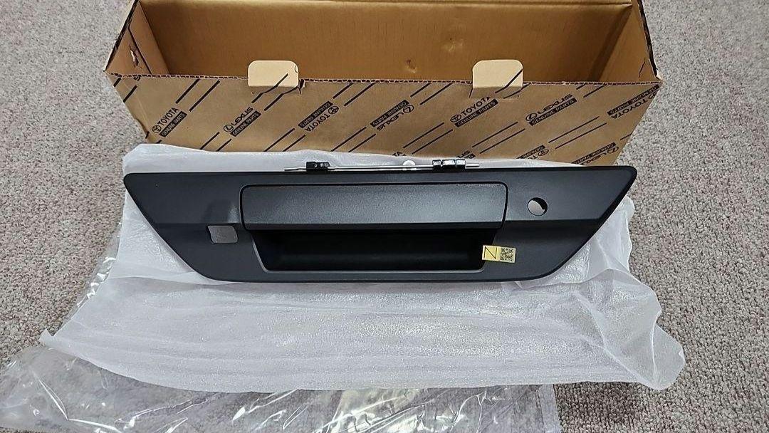 gun125 ハイラックス　リアゲートハンドル ハイラックス gun125 テールゲートハンドル 純正 リアゲートハンドル