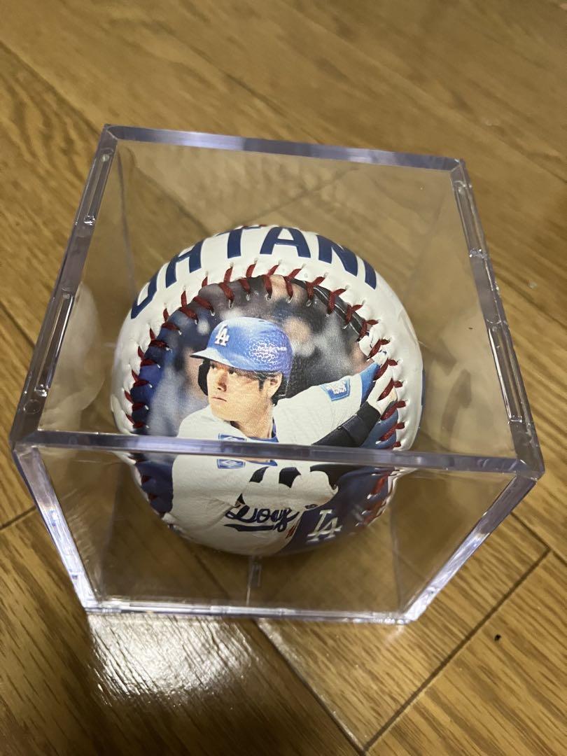 大谷翔平 記念ボール 透明ケース付き