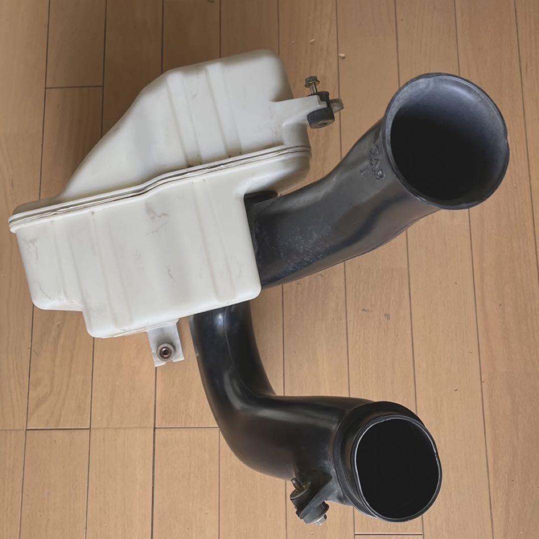 純正エアクリーナーボックス レゾネーターチャンバー EK9