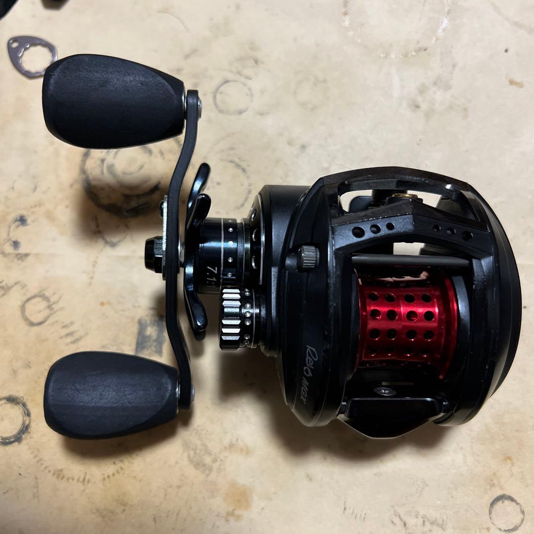 激安大特価！ アブガルシア レボ MGX 7.1:1 カスタム 中古 リール