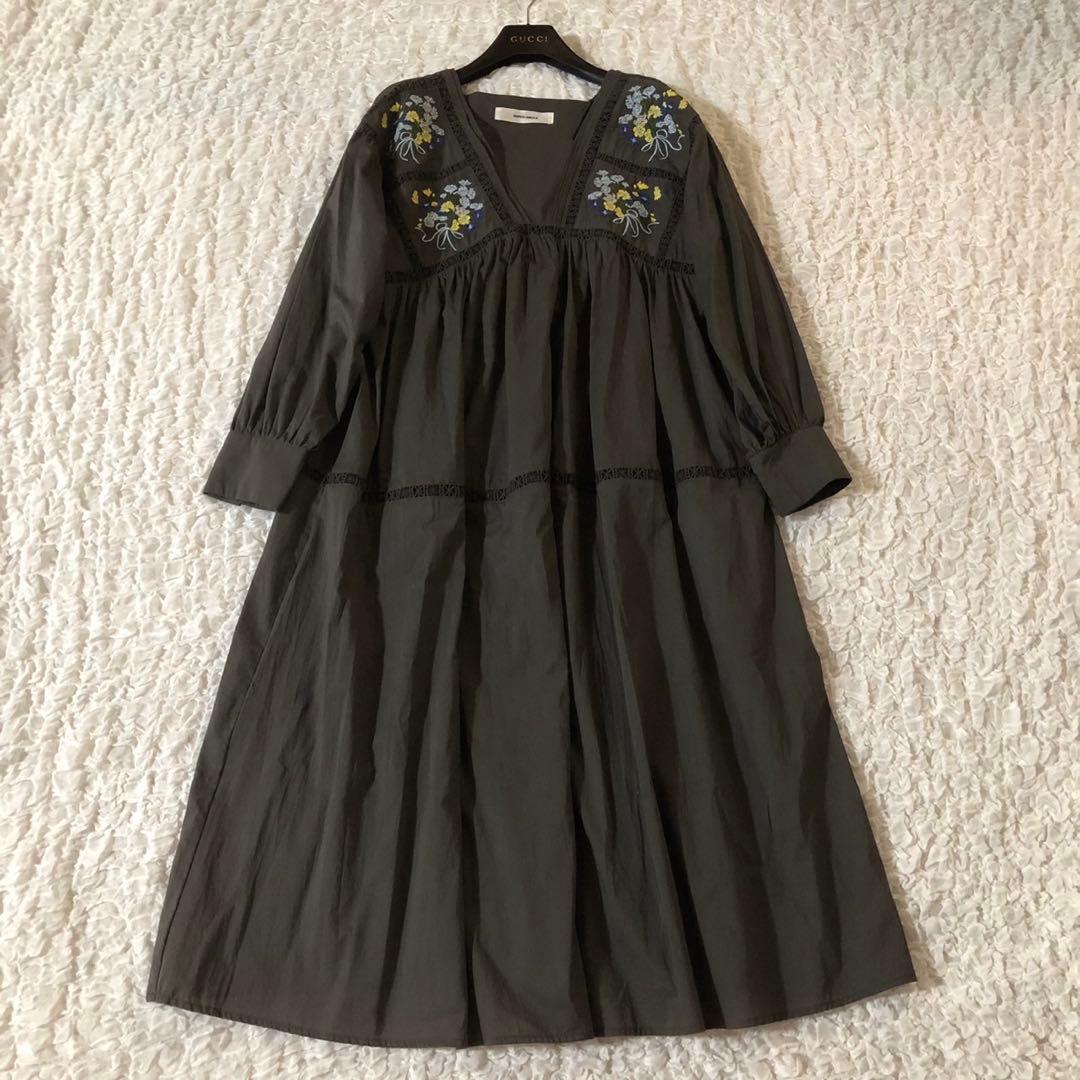 SUPER HAKKA スーパーハッカ 花刺繍ロングワンピース