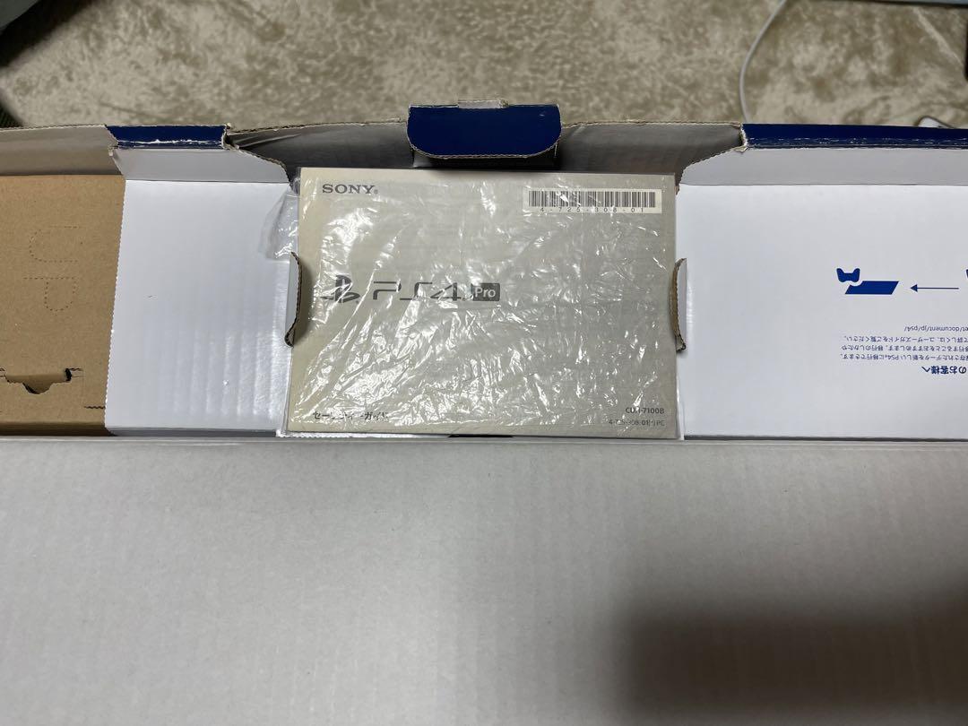 PS4 Pro 1TB CUH-7100B B01 画像4