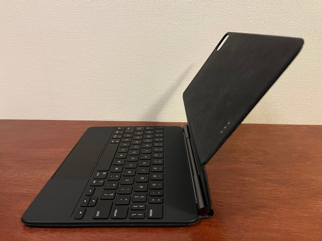 Apple Magic Keyboard MXQT2J/A 11インチ Apple Magic Keyboard MXQT2J/A 11インチ