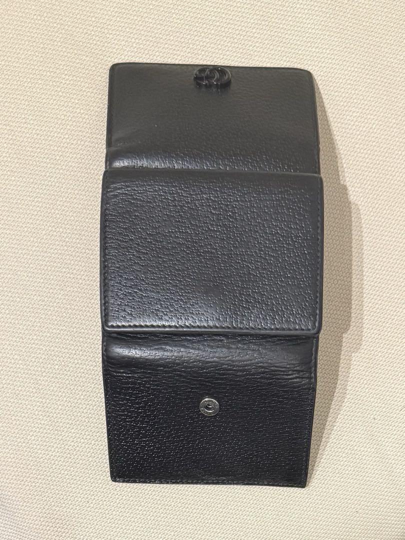 GG 黒 レザー 折りたたみ財布　GUCCI グッチ