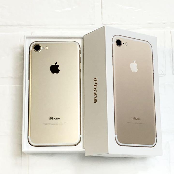 iPhone7 本体 32GB Gold 美品 SIMロック解除済み - メルカリ iPhone7 本体 32GB Gold 美品 SIMロック解除済み - メルカリ