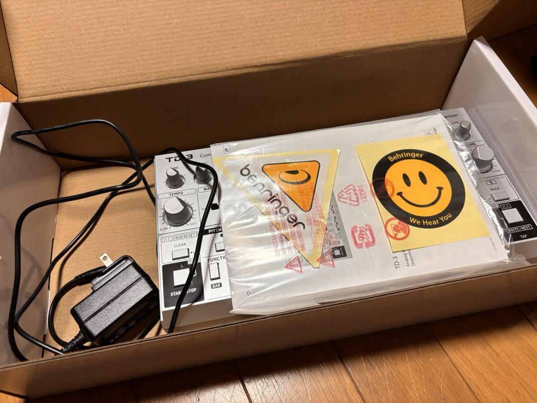 Behringer TD-3-SR アナログシンセサイザー