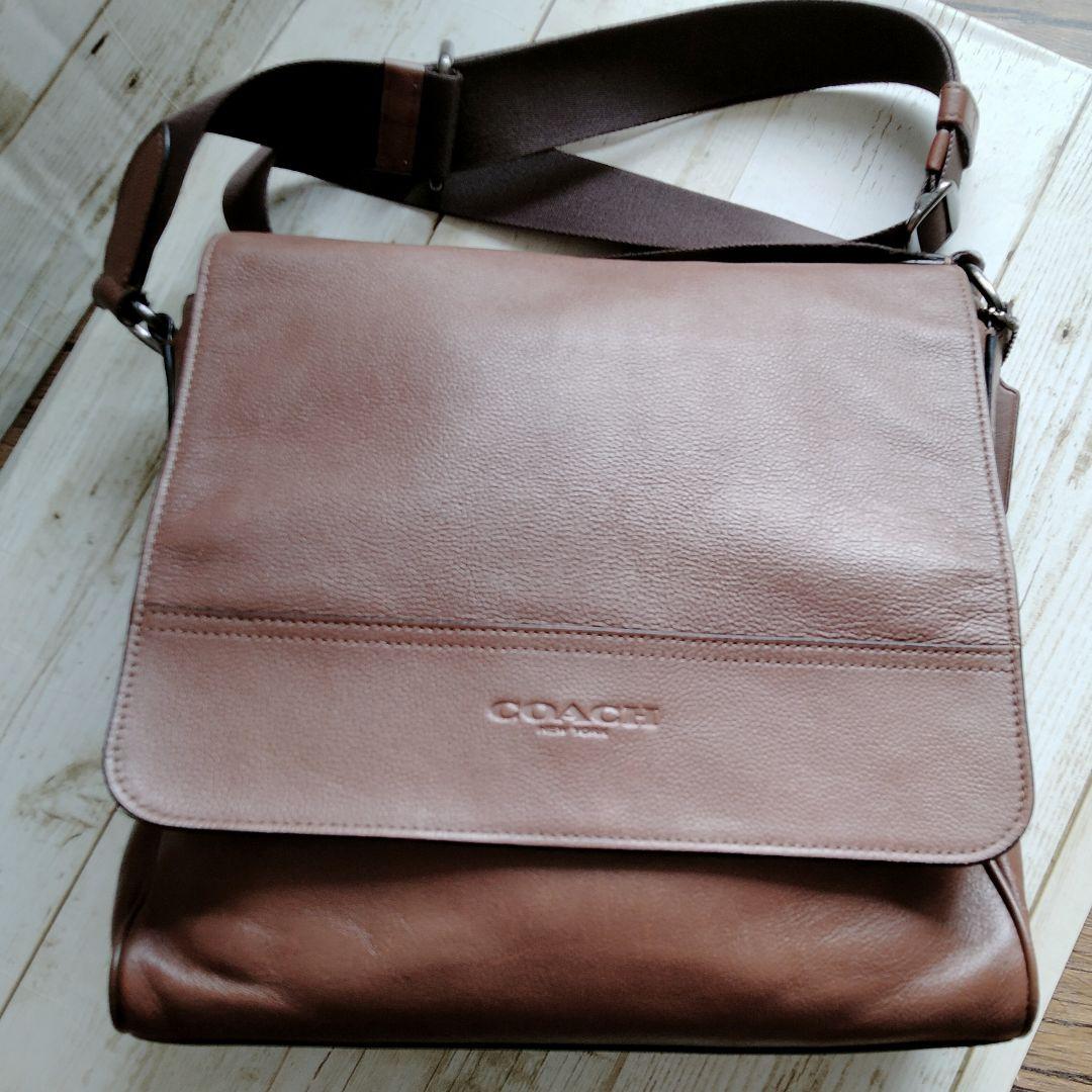 COACH.コーチメッセンジャーバッグ　ブラウン