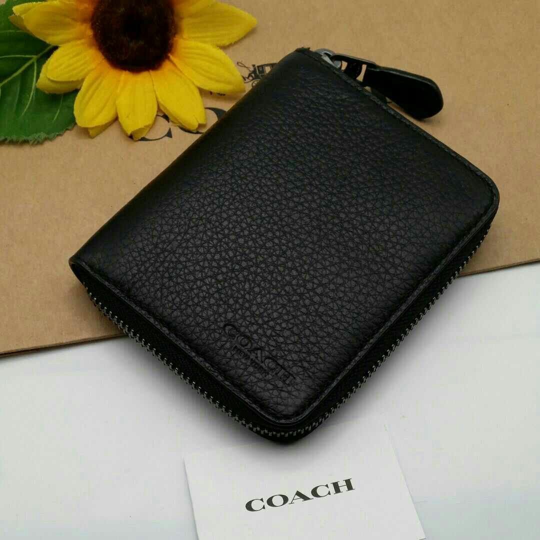 最新作 COACH 二つ折り財布 新品 ブラック 黒 レザー メンズ
