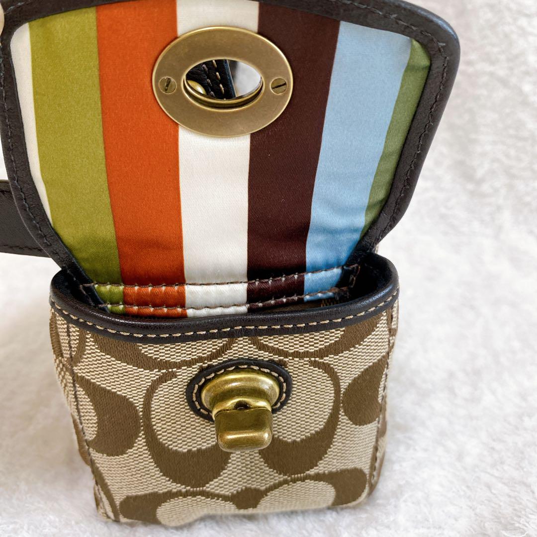 極美品】coach コーチ シグネチャー アクセサリーポーチ ターン