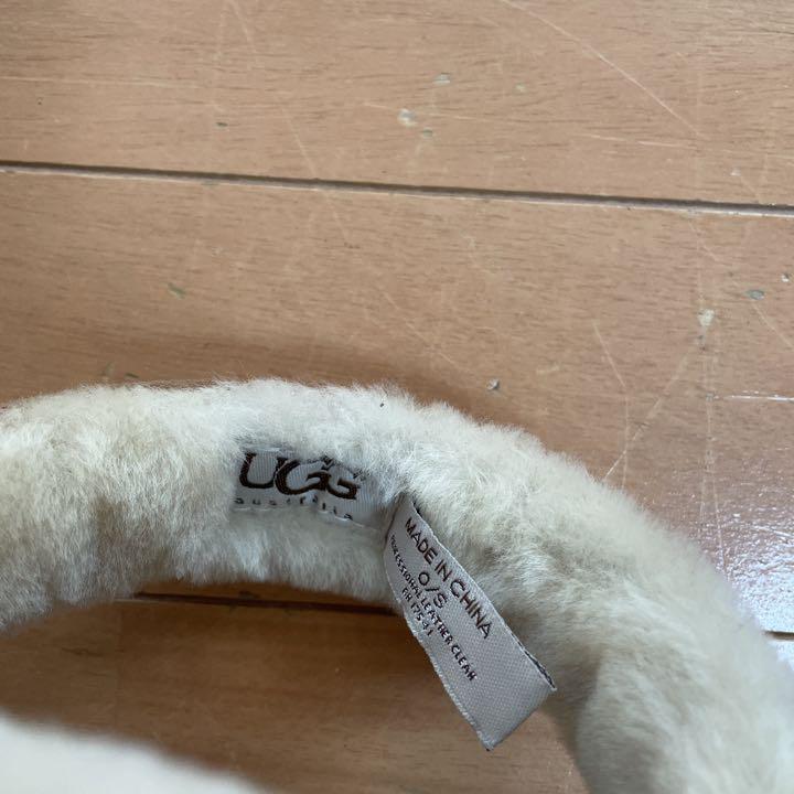 UGG アグ イヤーマフラー 【ギフト】 イヤーマフラー UGG アグ イヤーマフラー 【ギフト】 イヤーマフラー