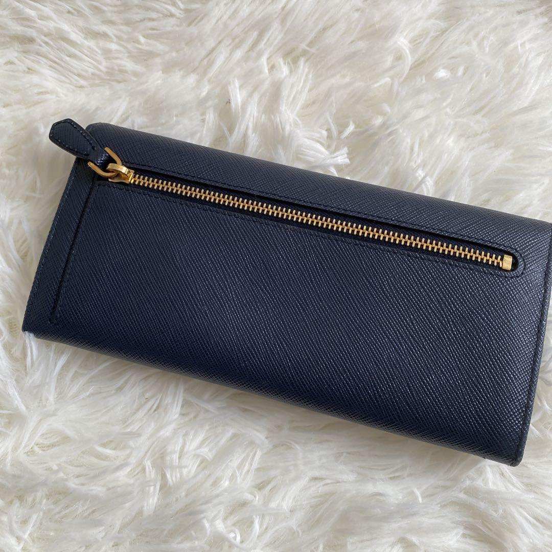 美品 プラダ 長財布 フラップ Wホック ブルー サフィアーノ ゴールドロゴ
