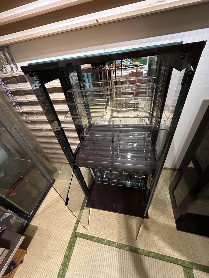 ガラスショーケース 2