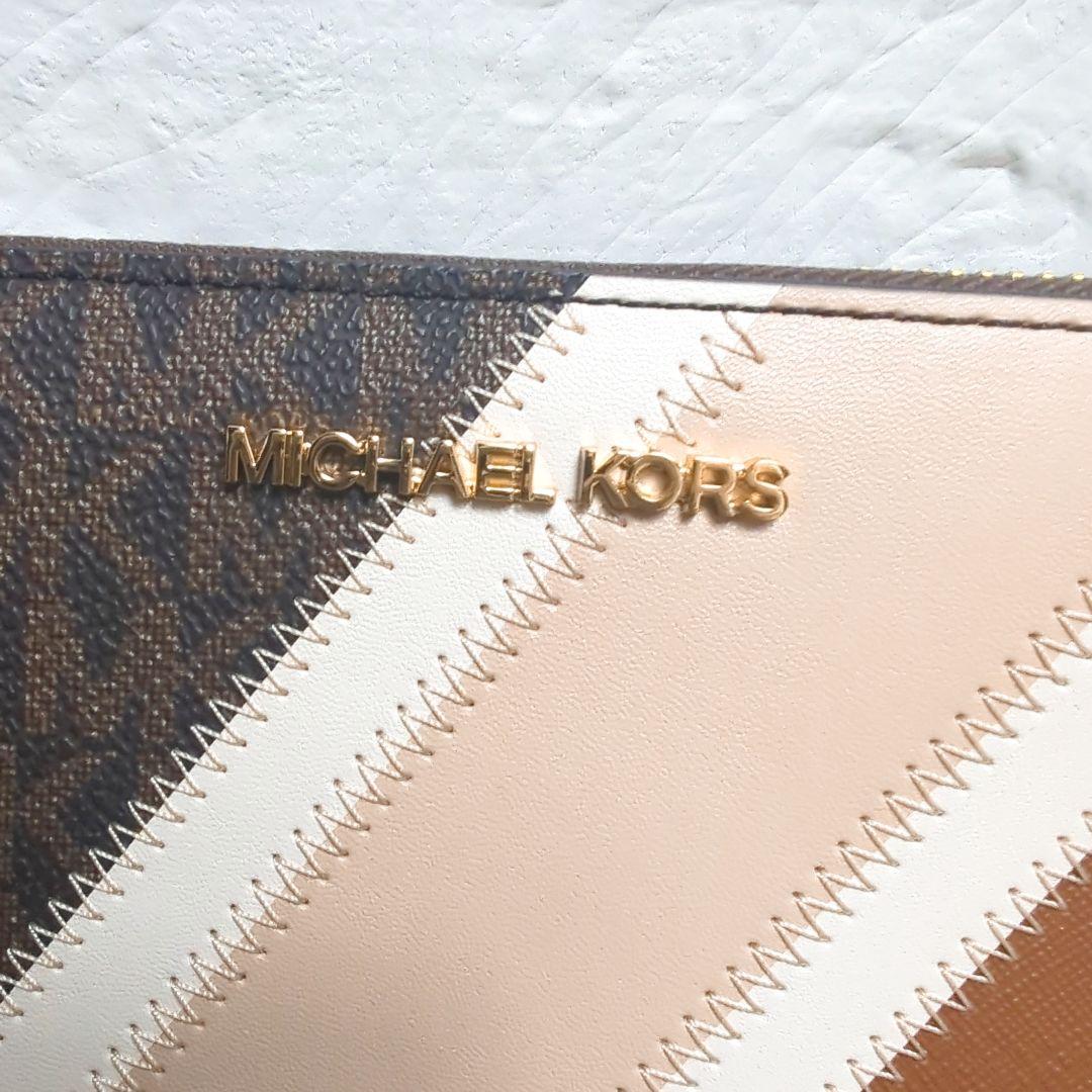 未使用品 マイケルコース ストライプ付き ラウンドファスナー長財布 未使用品 マイケルコース ストライプ付き ラウンドファスナー長財布