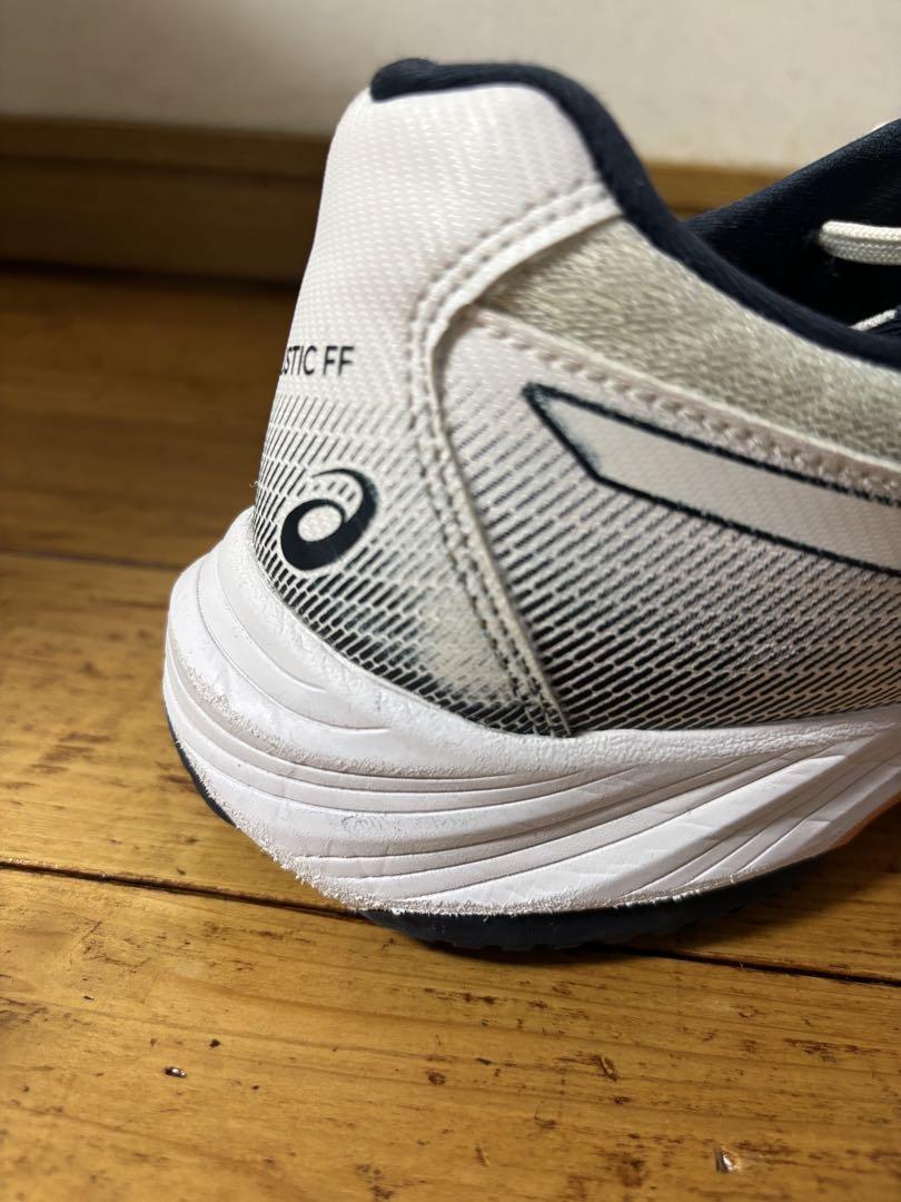 ASICSバレーボールシューズ　NETBURNER BALLISTIC FF