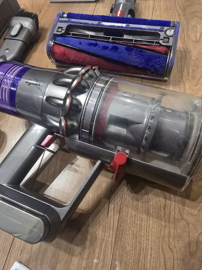 卍 Dyson