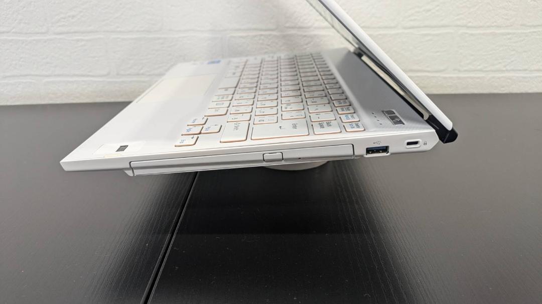 【Corei5】電池優良 LIFEBOOK SSD512GB Windows11