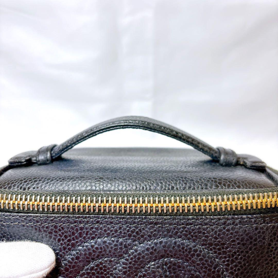 CHANEL ✨【美品】✨キャビアスキン　バニティ　バッグ　ポーチ　ミラー付き