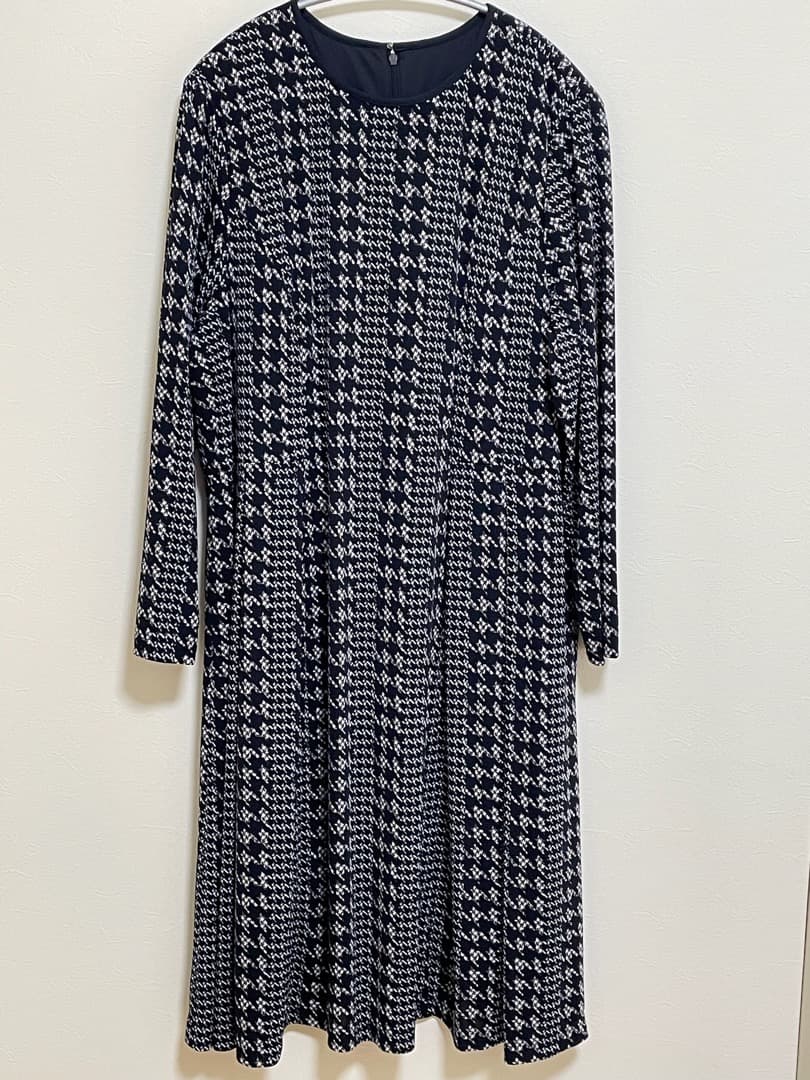 レリアンプラスハウス 千鳥格子長袖ワンピース 17号XL(LL)・Leilian PLUS HOUSE