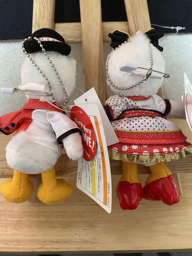 最適な価格 ベリーベリーミニー ドナルド デイジー ぬいぐるみバッジ ぬいぐるみ