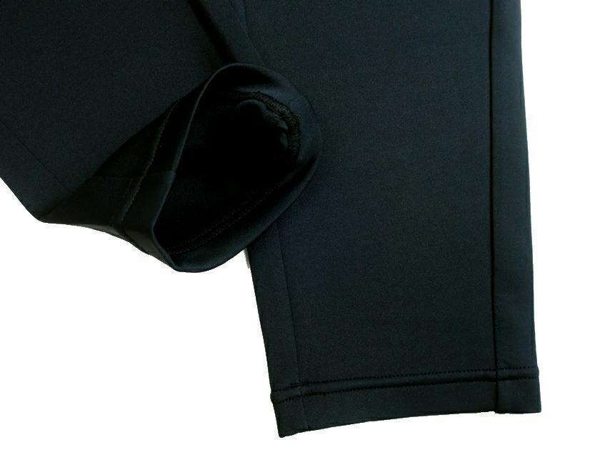 オークリー 日本ハムファイターズ球団公式 定2.8万 セットアップ 5XL オークリー 日本ハムファイターズ球団公式 定2.8万 セットアップ