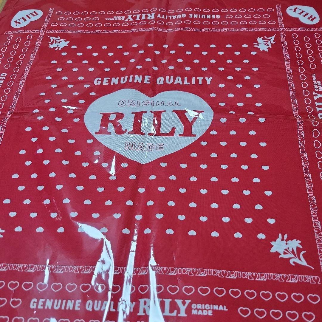 今市隆二 RILY ベージュショルダーバッグとバンダナとピンバッチの3点セット 今市隆二 RILY ベージュショルダーバッグとバンダナとピンバッチ