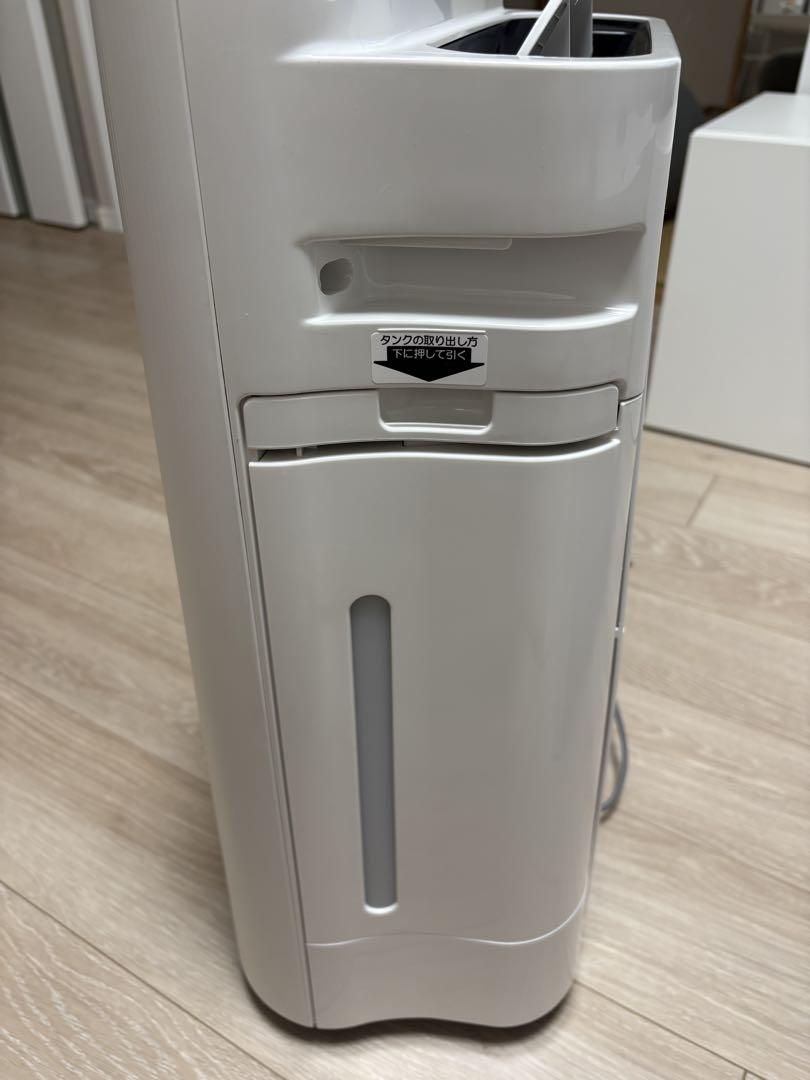 シャープ 空気清浄機 KC-L50-W 2021年製造