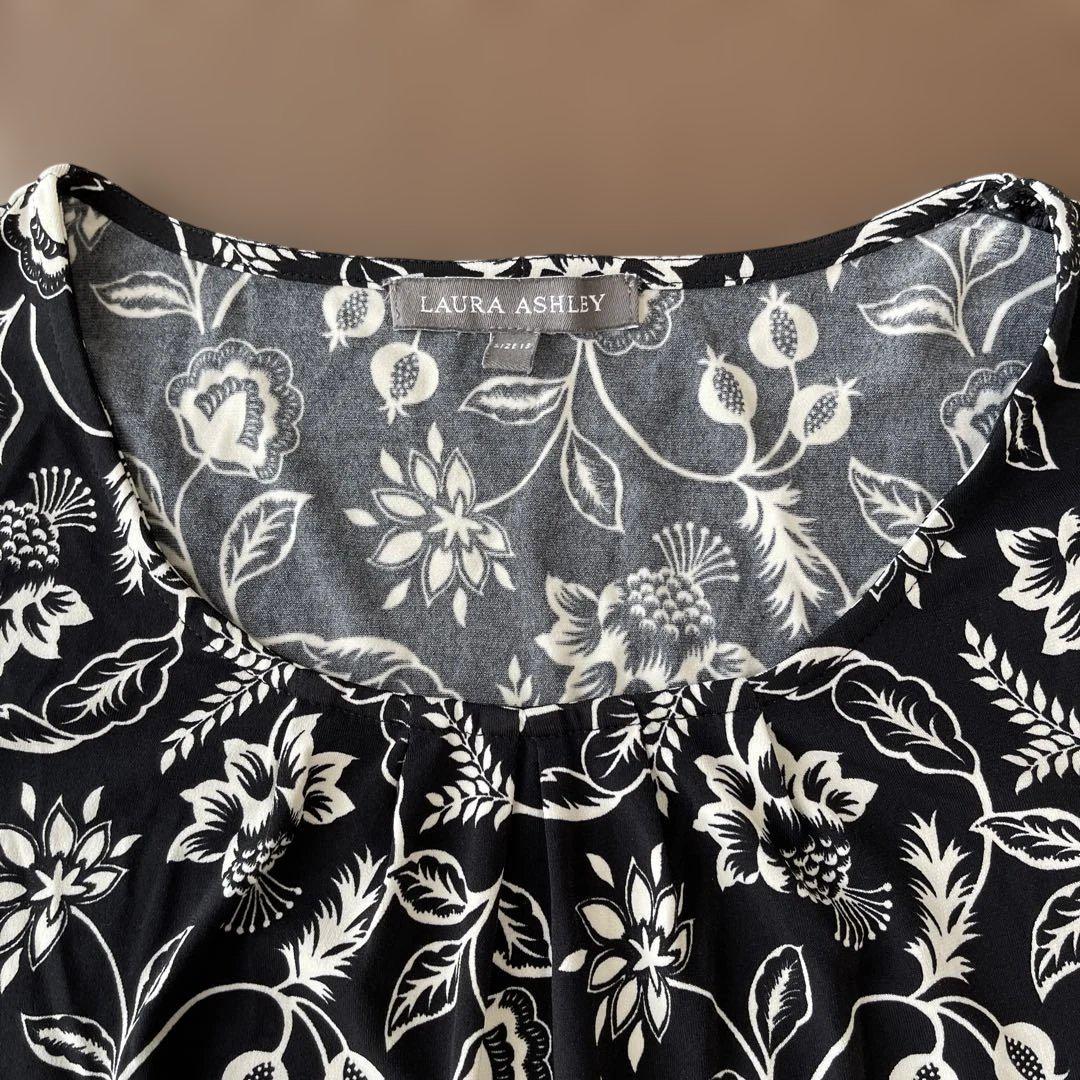 LAURA ASHLEY ローラアシュレイ　ワンピース