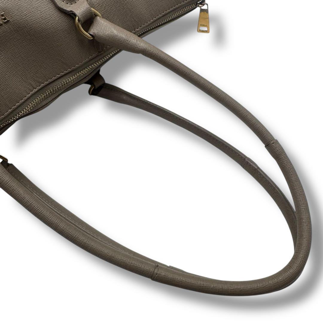 FURLA フルラ トートバッグ A4収納可能 グレージュ レザー