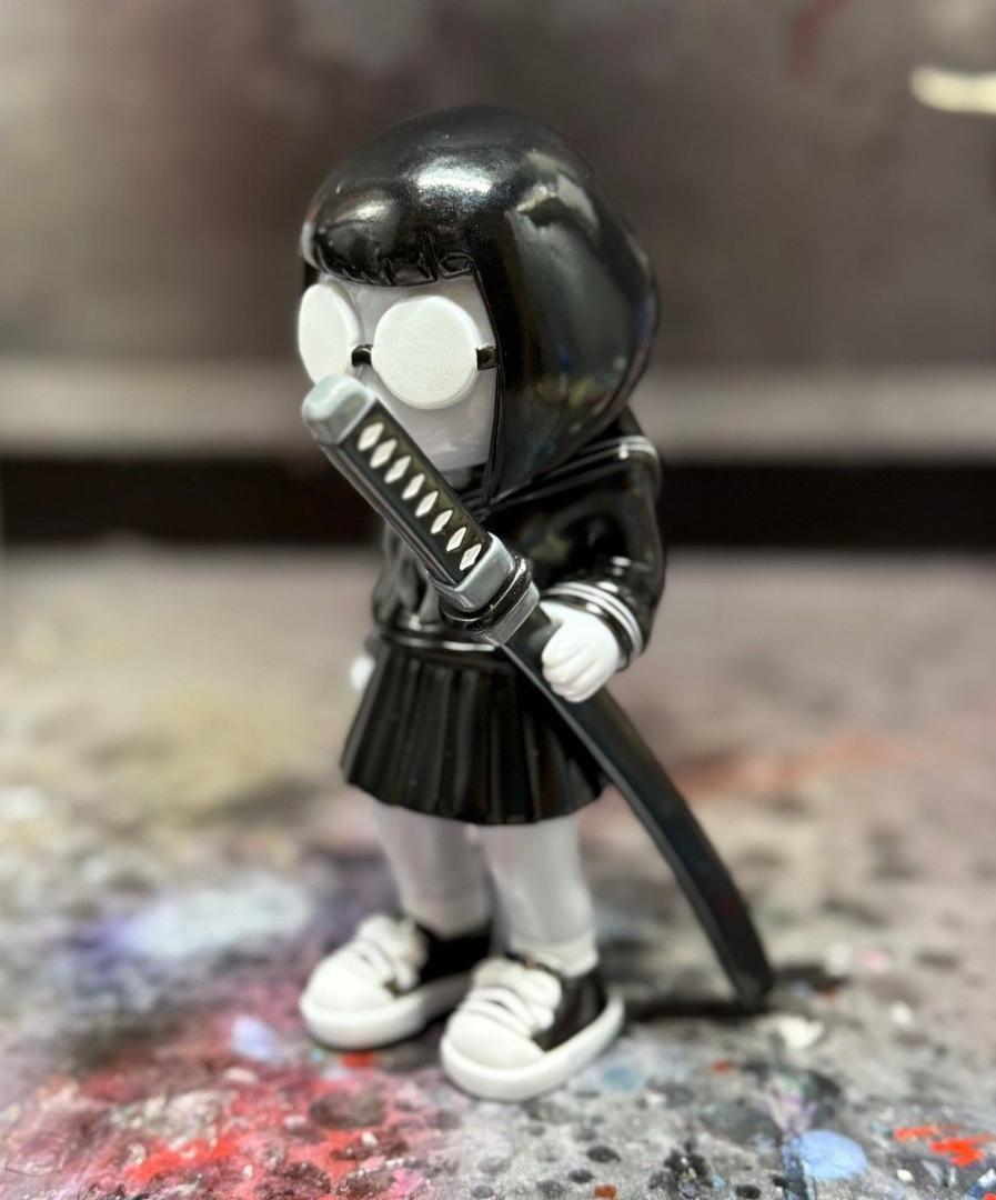 FAR EAST RIOT TOY やよいちゃん モノクロ - メルカリ