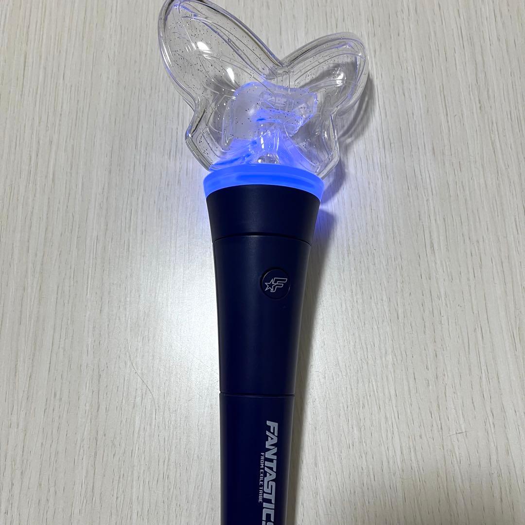 本日限定価格‼️FANTASTICS ペンライト バタフライ - メルカリ