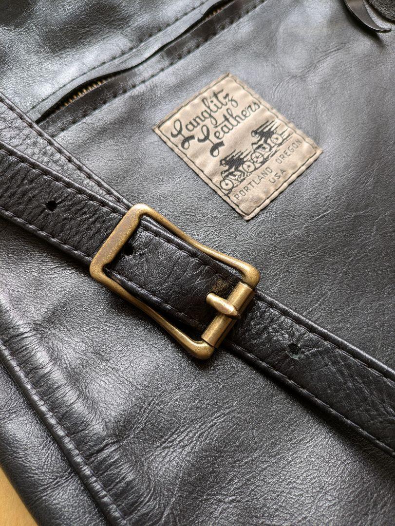 Langlitz Leathers スモールアジャストフラップ ポスタルポーチ Langlitz Leathers スモールアジャストフラップ ポスタルポーチ
