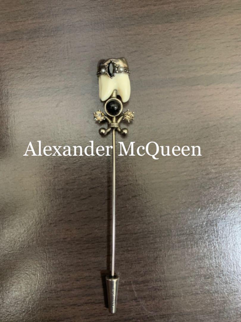 オファー ブローチ McQueen Alexander ブローチ/コサージュ オファー ブローチ McQueen Alexander ブローチ/コサージュ