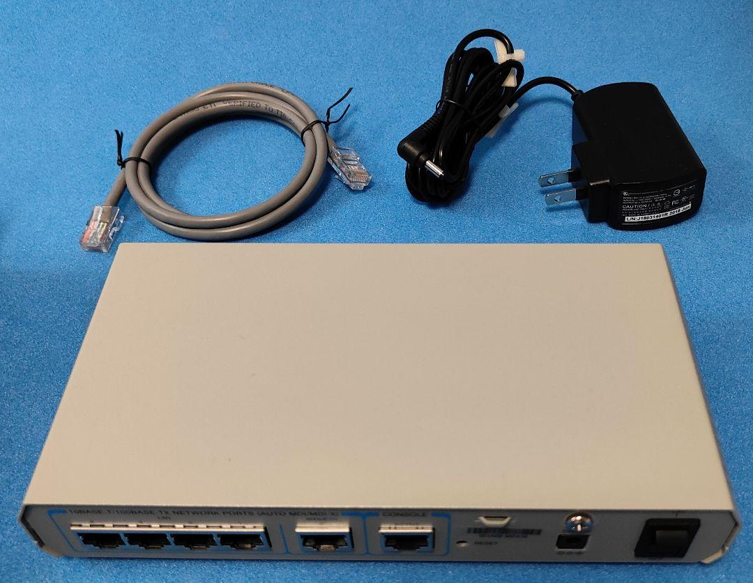 未使用極美品□ブロードバンドルーター CentreCOM AR260S V2