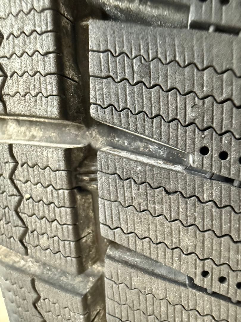 24年製 ブリヂストン IP2 195/65R15スタッドレス2本 送料無料①