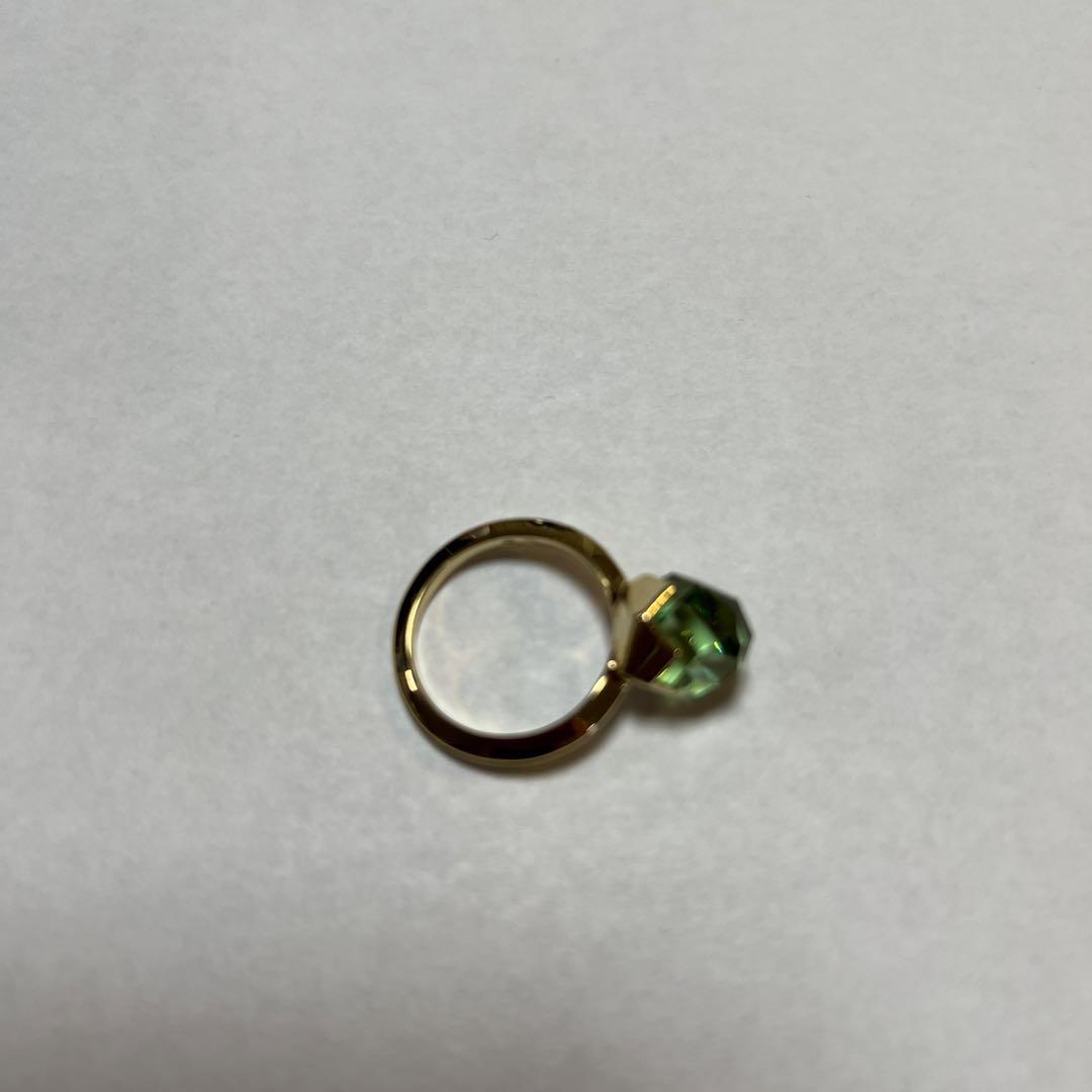 驚きの値段で SWAROVSKI お買い上げ証明書付き 赤 リング 3指輪 スワロフスキー アクセサリー