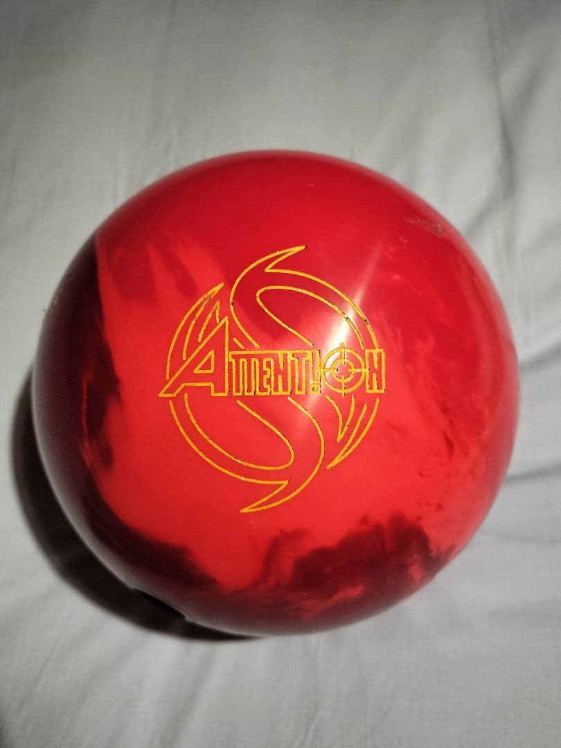 ボウリングボール