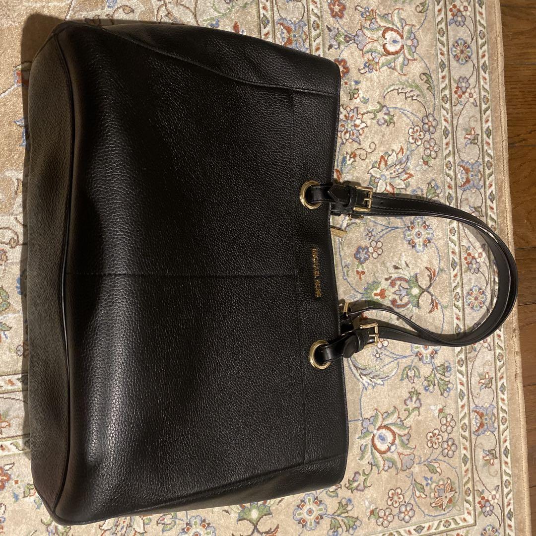 MICHEAL KORS ブラックレザー ビジネスバッグ 7,650円
