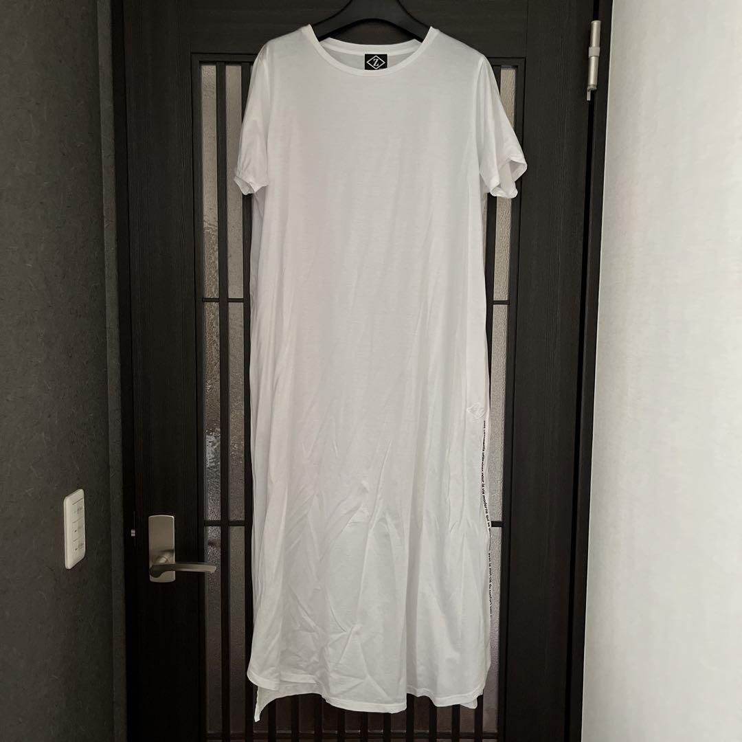 ZUCCA ズッカ デザイン ロング カットソー ワンピース 半袖 Tシャツ 白 ズッカ Tシャツ ワンピース 半袖 ロング 白 - メルカリ