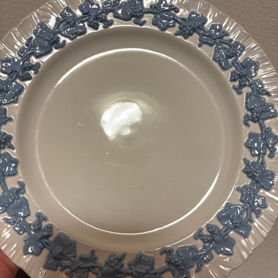 ウェッジウッド エンボスド クイーンズウェア シェルエッジ