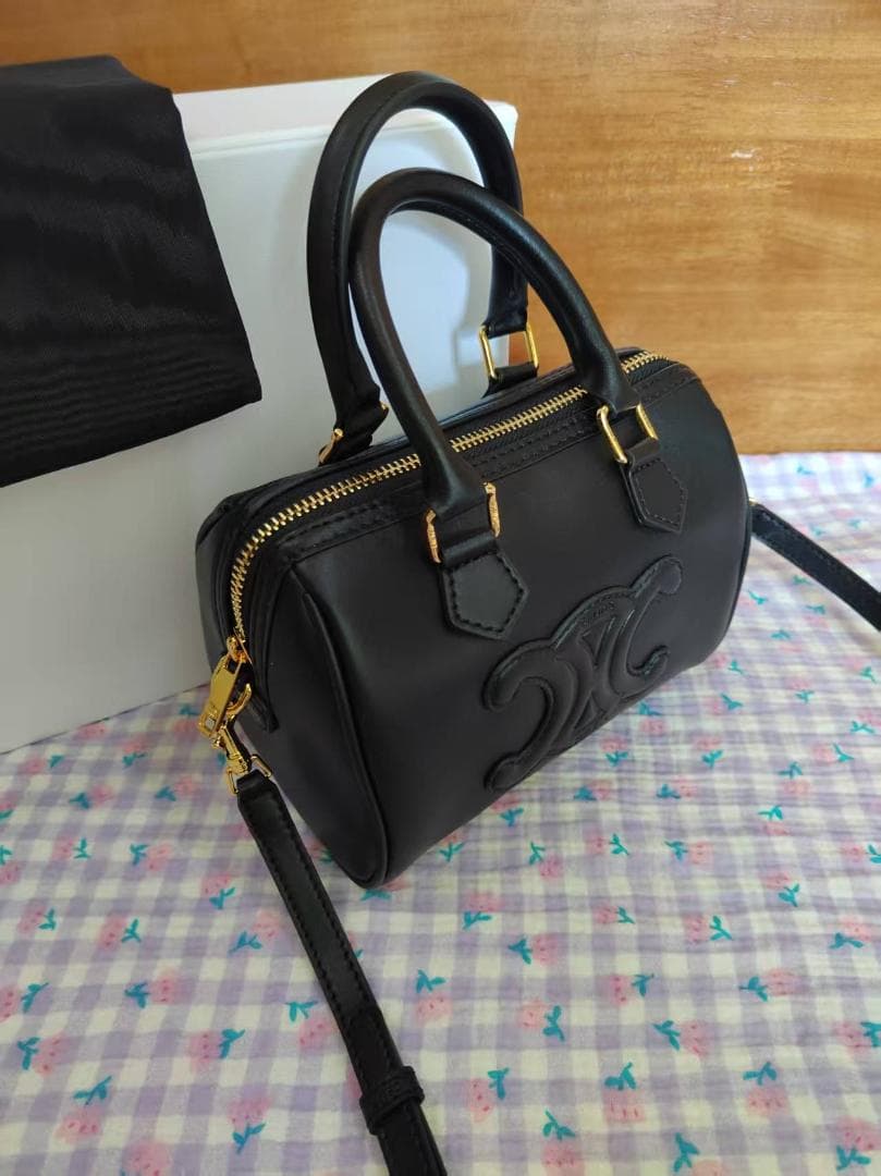 celine ショルダーバッグ celine ショルダーバッグ