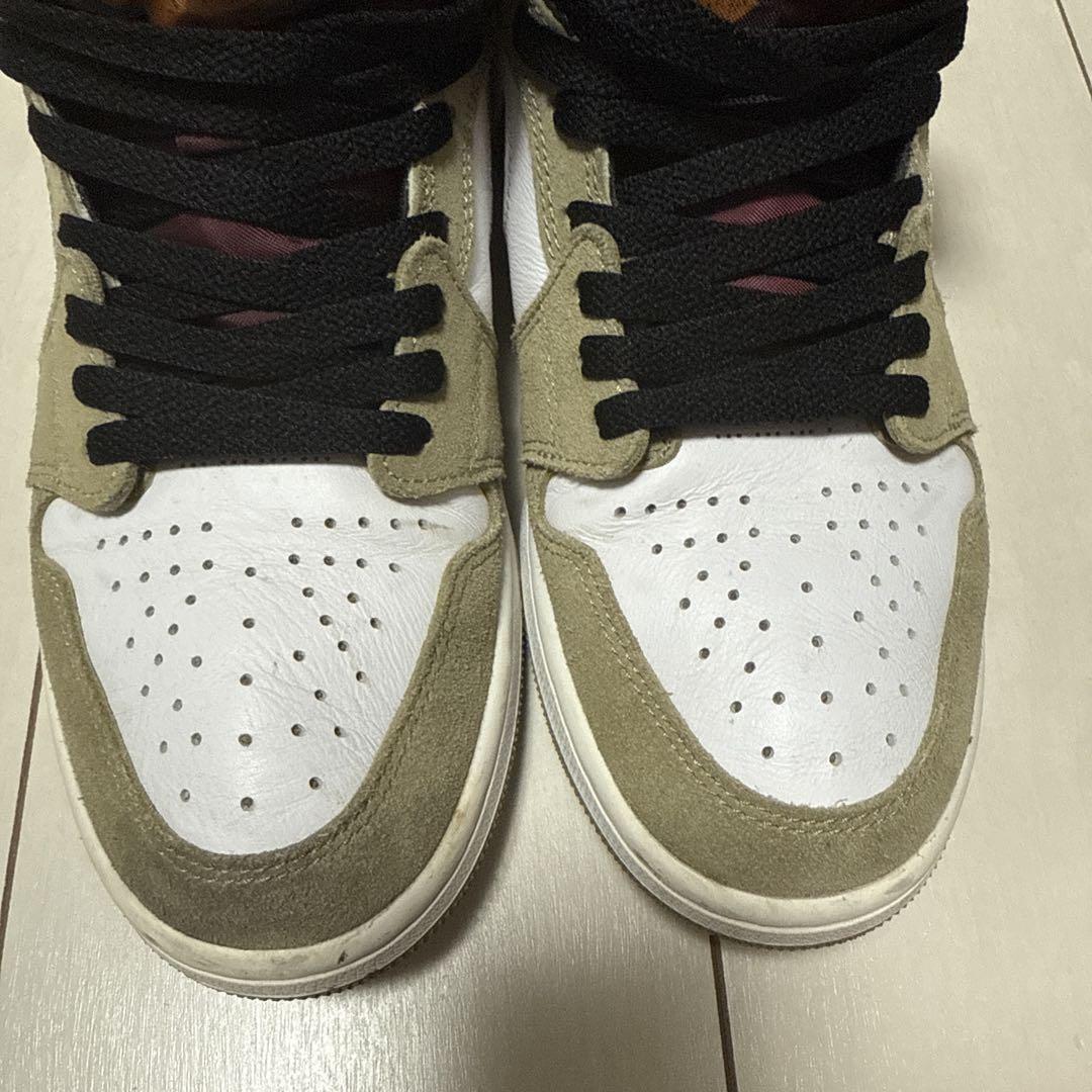 AIR JORDAN 1 ZOOM CMFT オリーブ