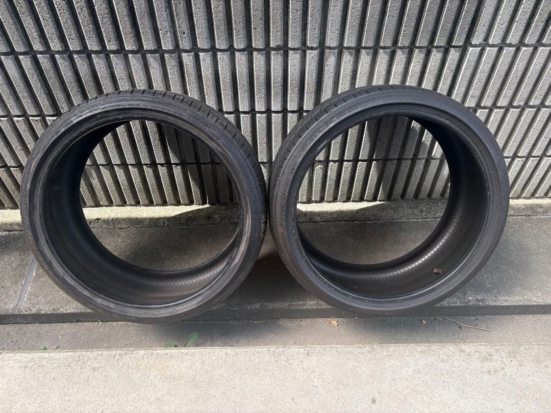 FALKEN 夏タイヤ　235/35ZR20 2本セット