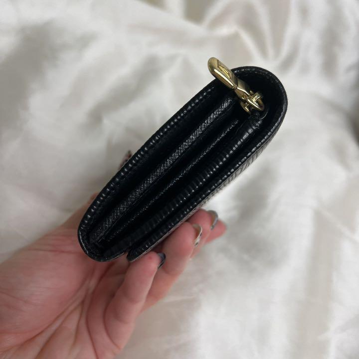 本物保証新品 美品 エピ 折財布 黒 男女兼用 1F6rI-m56743023073 LOUIS VUITTON ルイヴィトン NEW即納