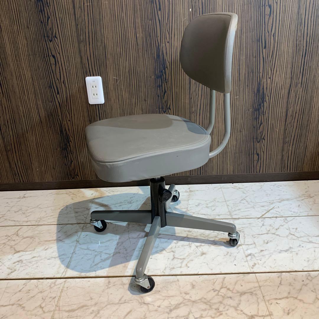 オフィスチェア　昭和レトロ　事務用椅子 オフィスチェア 事務用椅子 スチール レトロ - メルカリ