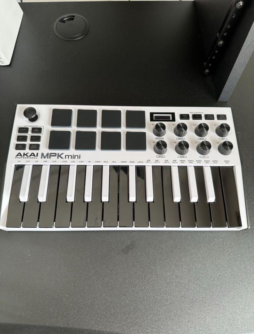 Akai MPK Mini Mk3 [美品]