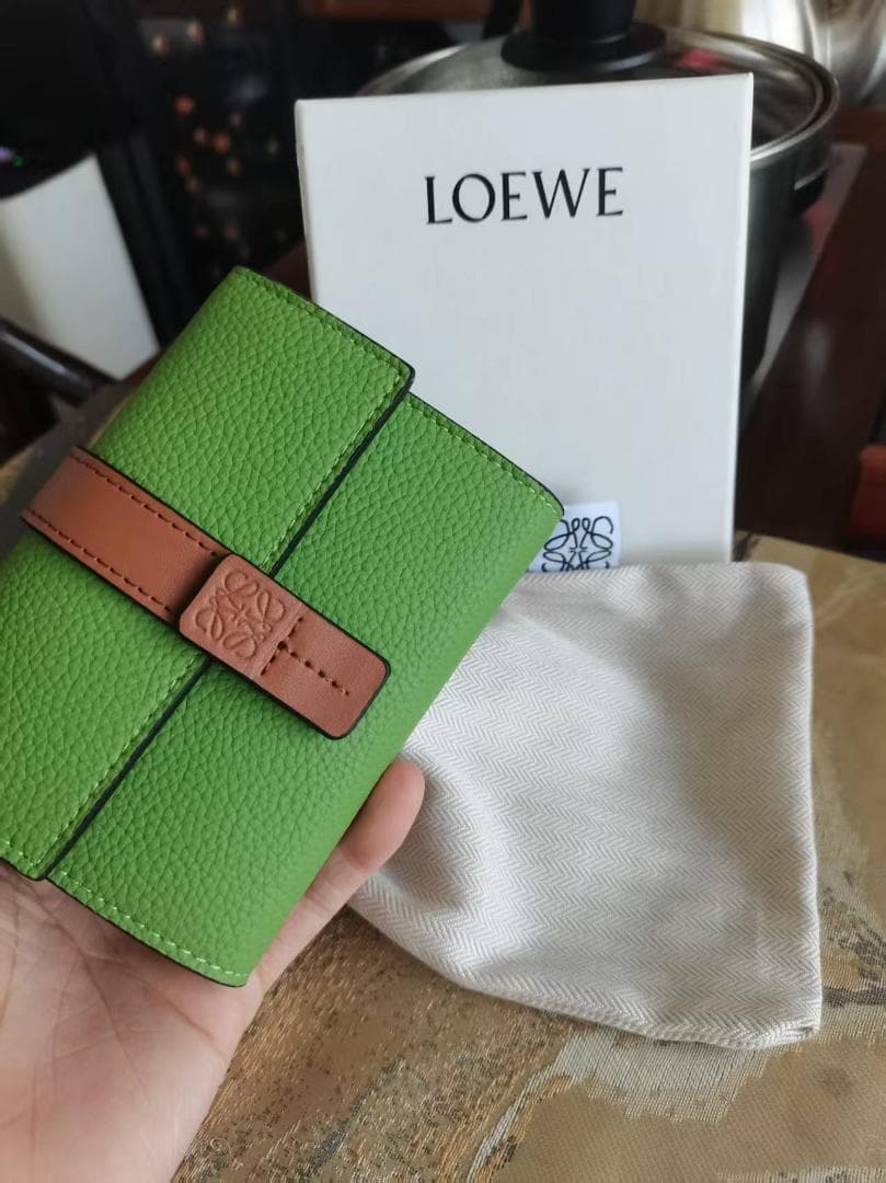 LOEWE グリーン ブラウン 三つ折り財布