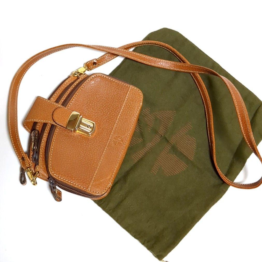 エンリケロエベナッペ ショルダーバッグ レザー ブラウン ロゴ目立った傷や汚れなし